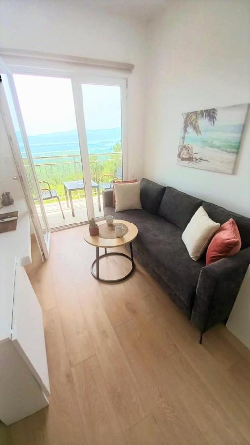 Cozy Apartments With Pool And Splendid Seaview Kavač Εξωτερικό φωτογραφία